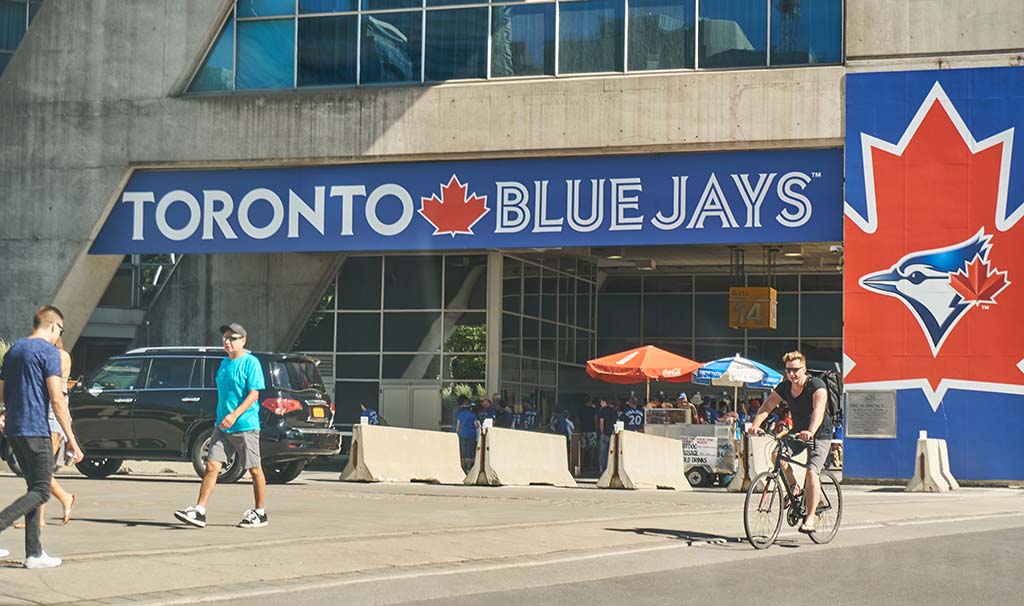 Blue Jays sign outfielder Jackie Bradley Jr. to Major League Deal